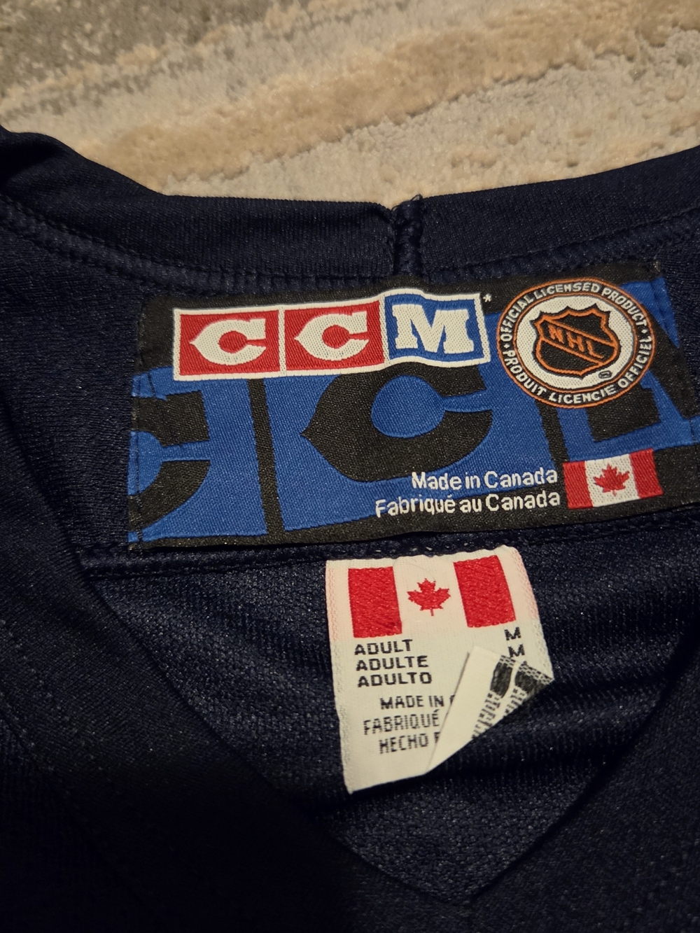 Vintage CCM Toronto Maple Leafs Hockey Jersey - Picture 3 of 7
